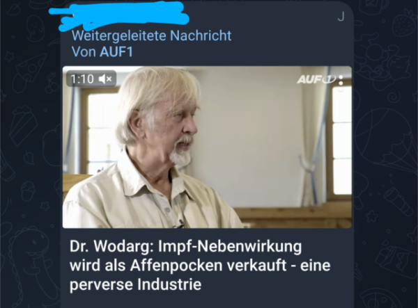 Videostandbild eines Schwurblers (Wodarg). Bildunterschrift: "Impf-Nebenwirkung wird als Affenpocken verkauft - eine perverse Industrie"